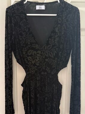 DV by Dolce Vita Black Floral Flocked Velvet Cutout Long Sleeve Dress